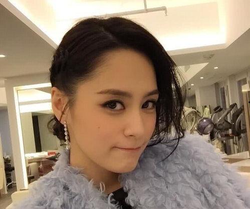 娱乐吃瓜女经纪人,女经纪人的权力与秘密