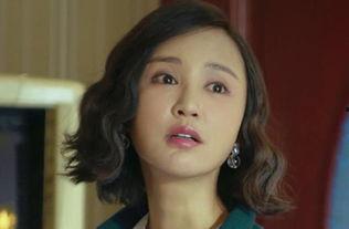 微博吃瓜娱乐圈女明星,娱乐圈女明星的吃瓜风云录”