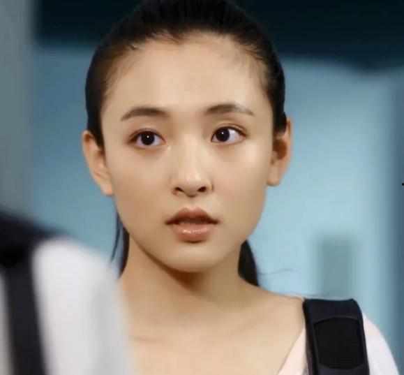 娱乐圈吃瓜杜鹃是谁的孩子,揭秘杜鹃之子，神秘身份引发热议